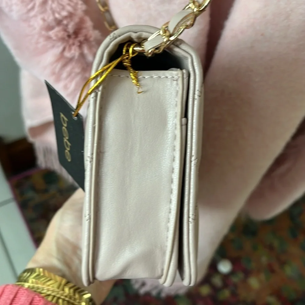 Bebe NWT Cross body bag purse Taupe quilted front & back Gold tone hardware